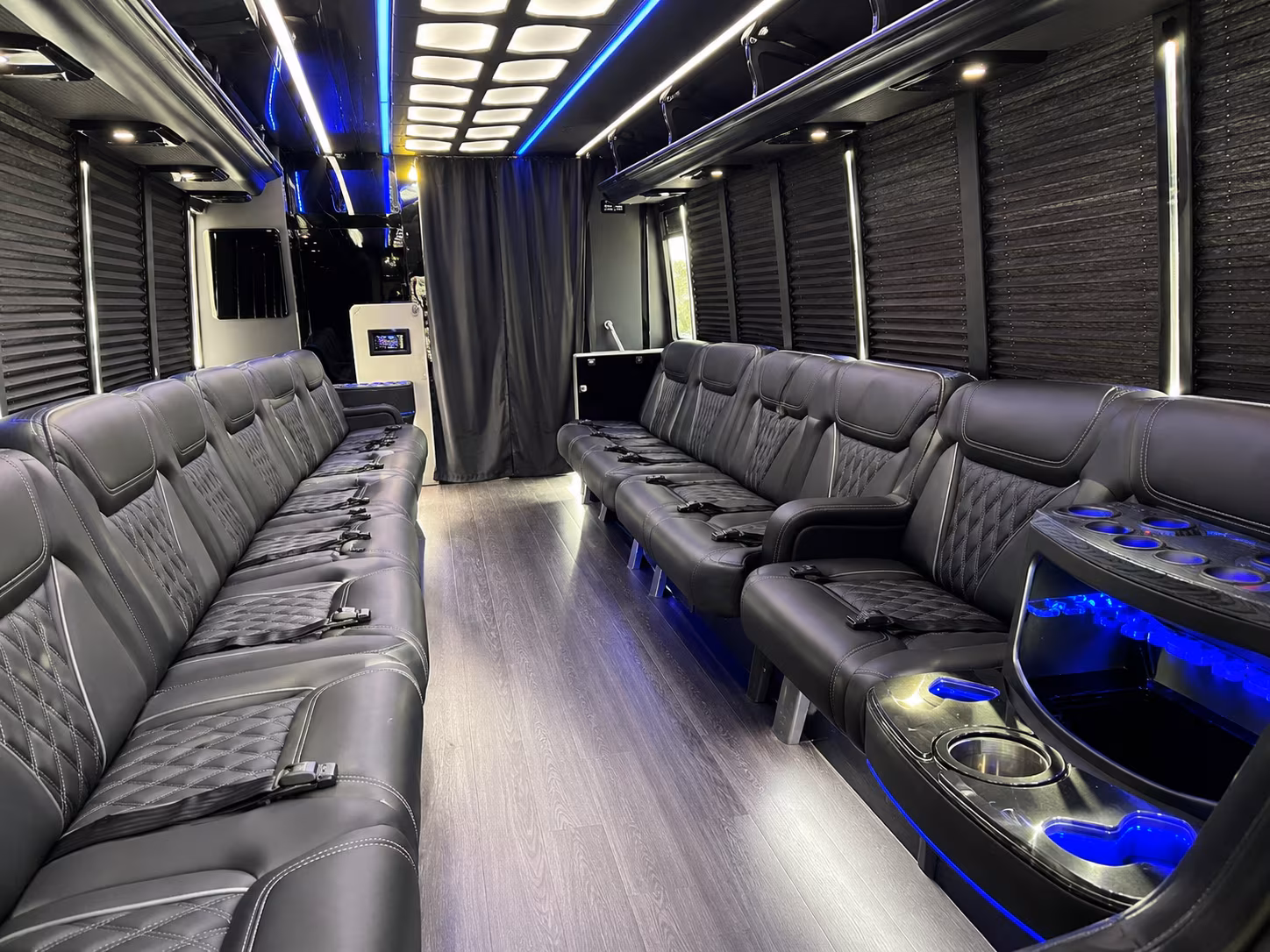 Bismarck Birthday, Sweet 16, & Quinceañera Transportation group transportation